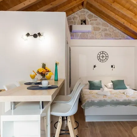 By The Sea Prozurska Luka, Mljet - 22336 Prožura