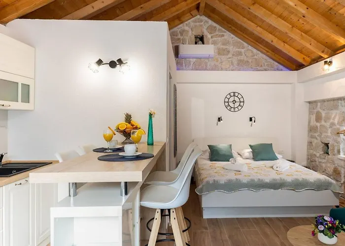 By The Sea Prozurska Luka, Mljet - 22336 Prožura